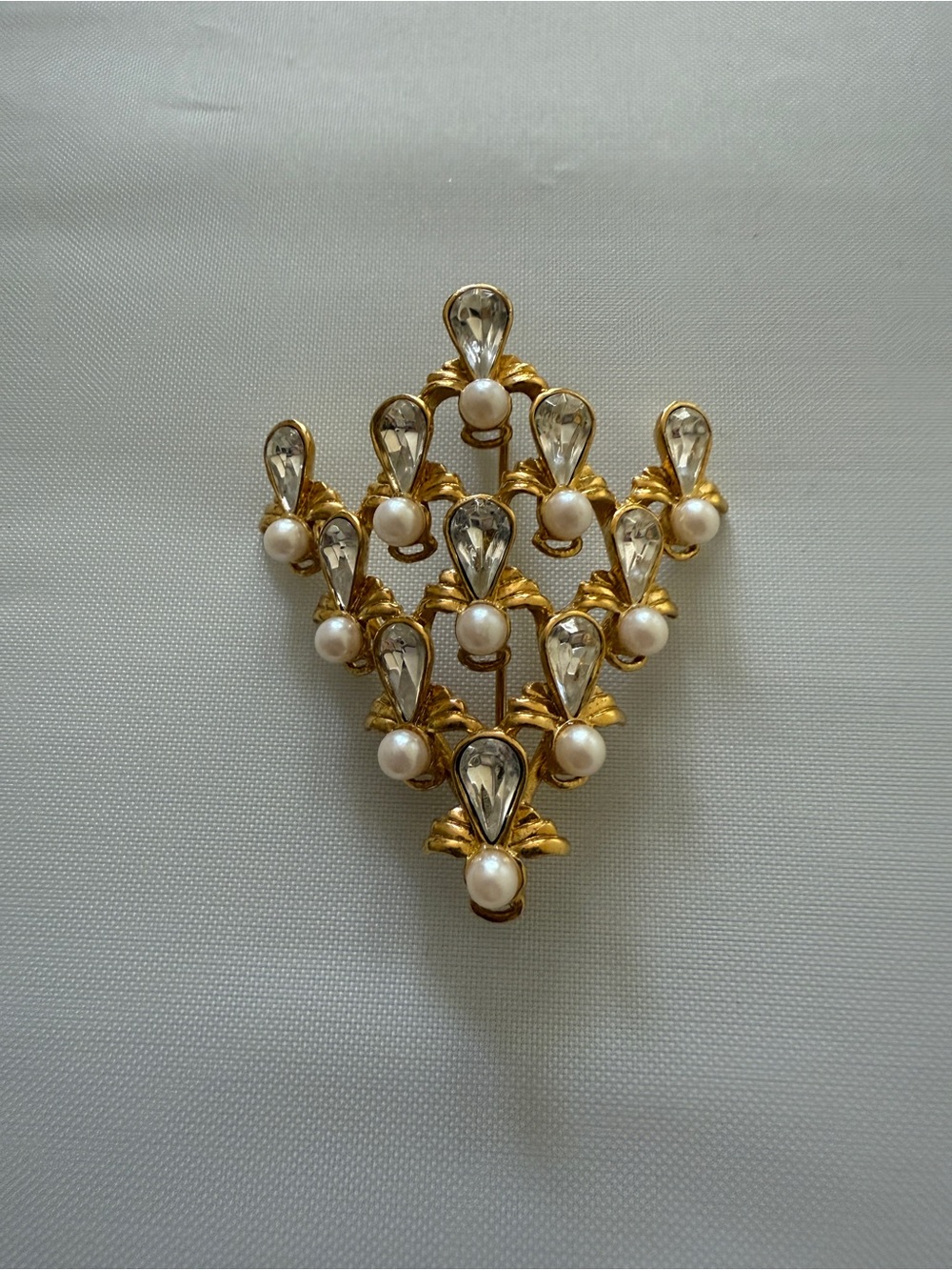 Vintage Designer  Signed Nina Ricci Abstract Pearl and Gold Pin Brooch